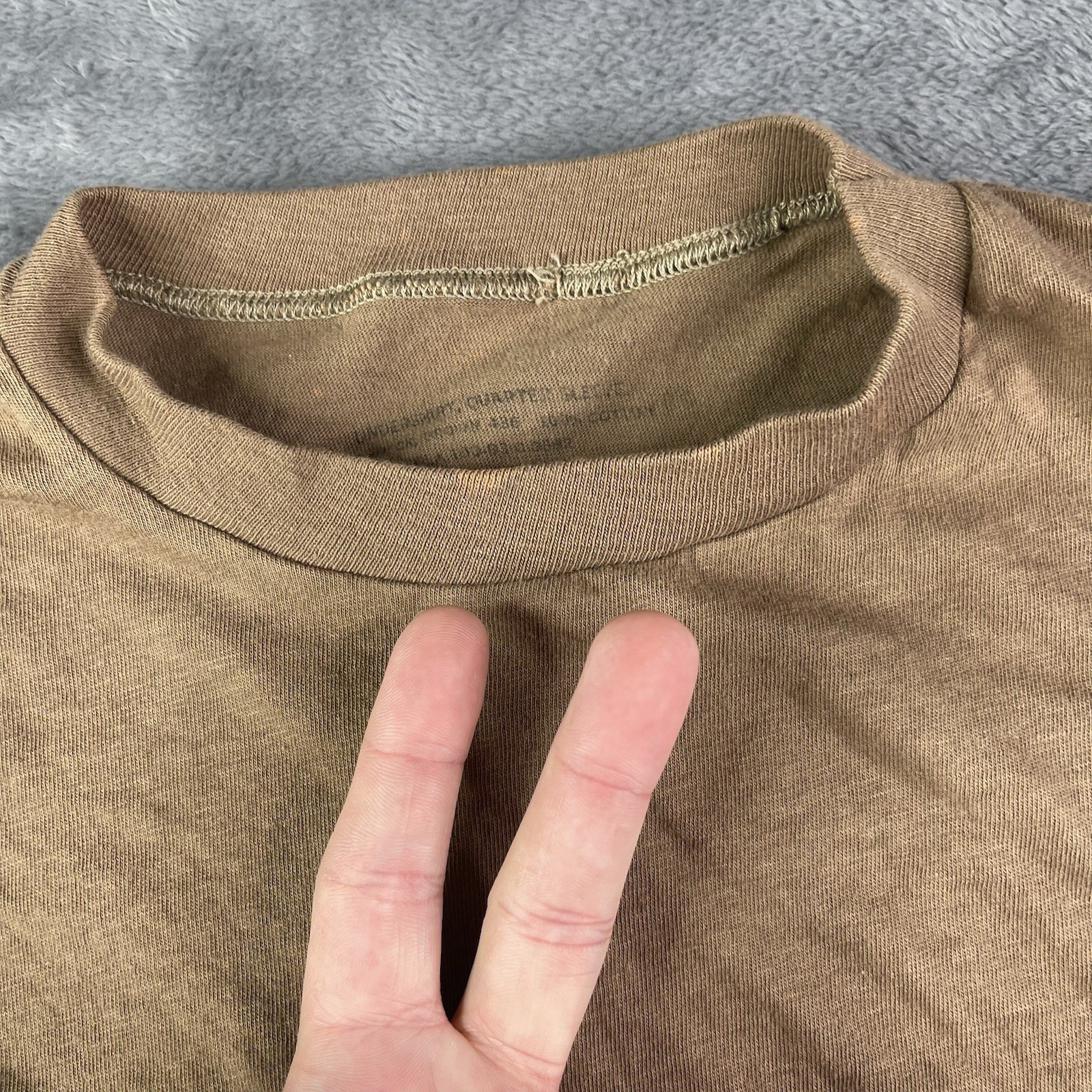 Vintage Paper Thin T Shirt Men Small Brown 80s US Military Thrashed Blank Grunge gallery