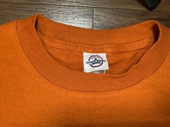 2005 Texas Longhorns Red River Rivalry T-shirt- O WHO – Size X-Large