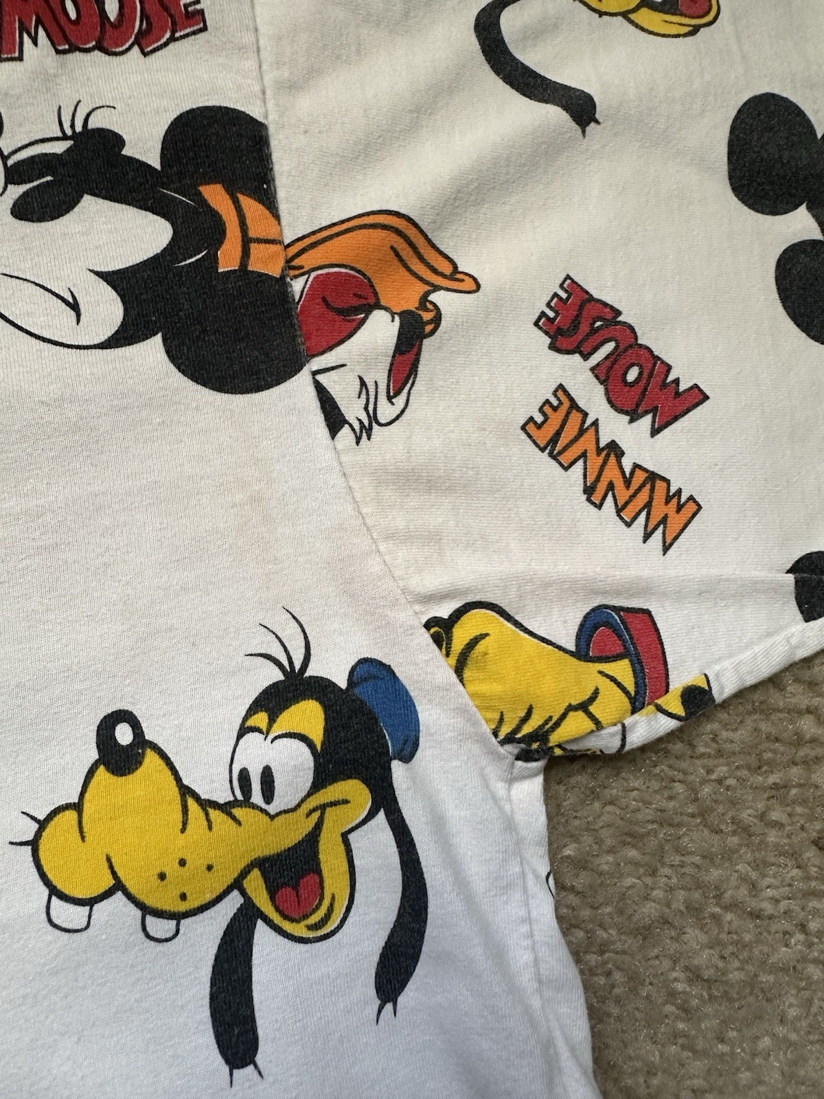 Men’s Vintage Disney Characters Mickey Mouse All Over Print T Shirt Medium/Large gallery