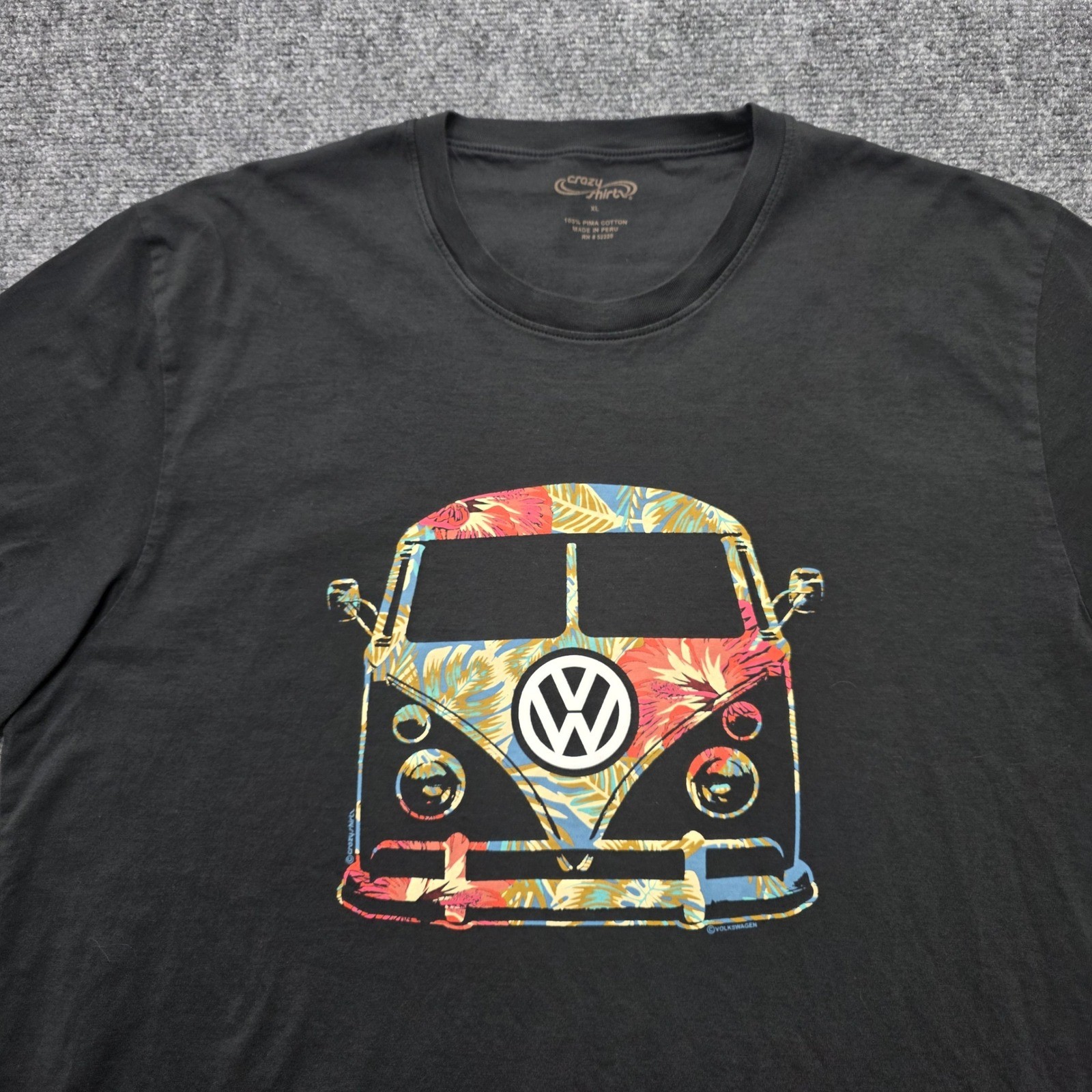 Crazy Shirt Men's XL Black Volkswagen VW Bus Floral Graphic Pima Cotton T-Shirt gallery