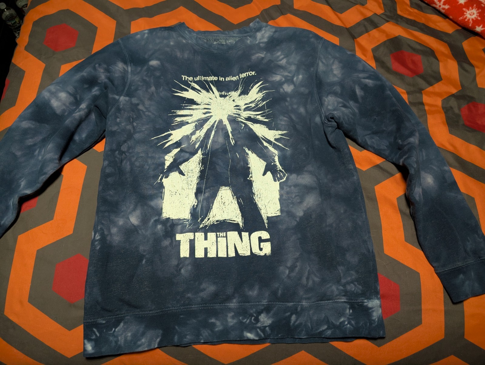 Fright Rags Horror Crewneck Sweater Medium The Thing gallery