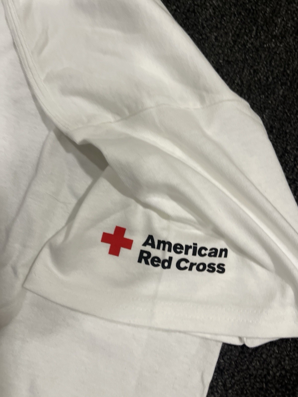 American Red Cross Snoopy Joe Cool Give Blood White T-Shirt Mens Size 2XL gallery