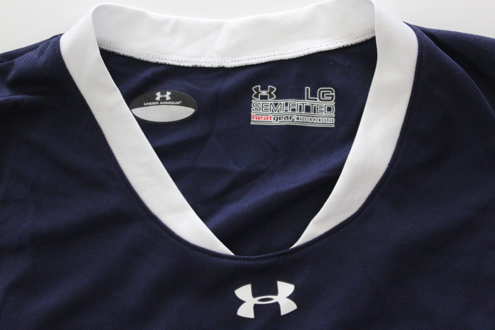 WOMENS Under Armour Blue White Tank Top Sporting TEE T SHIRT Semi Fitted Large L gallery
