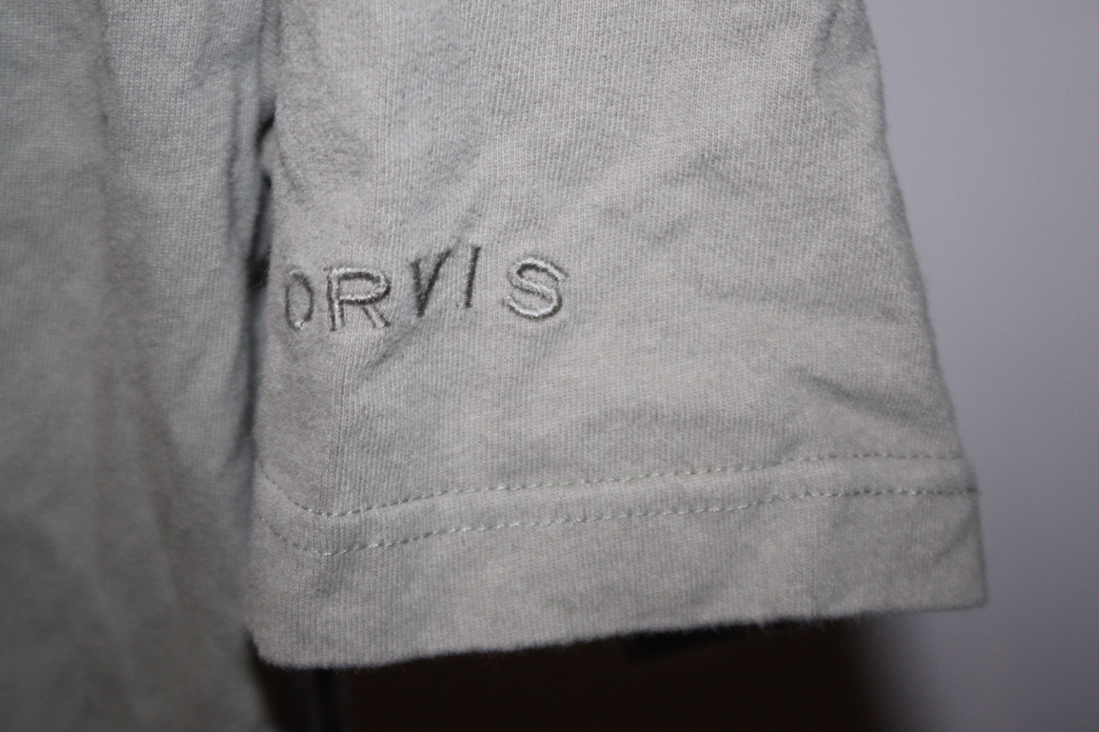 Orvis T-shirt Men's Medium Classic Collection 100% Cotton Gray Outdoor Tee gallery