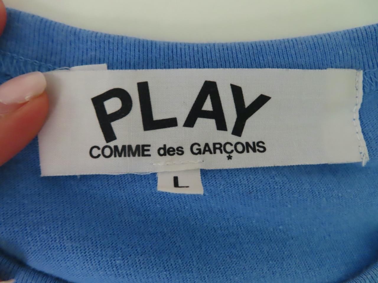 PLAY Comme des Garcons Blue Short Slv/Red Heart Patch Mens T-Shirt Size L gallery