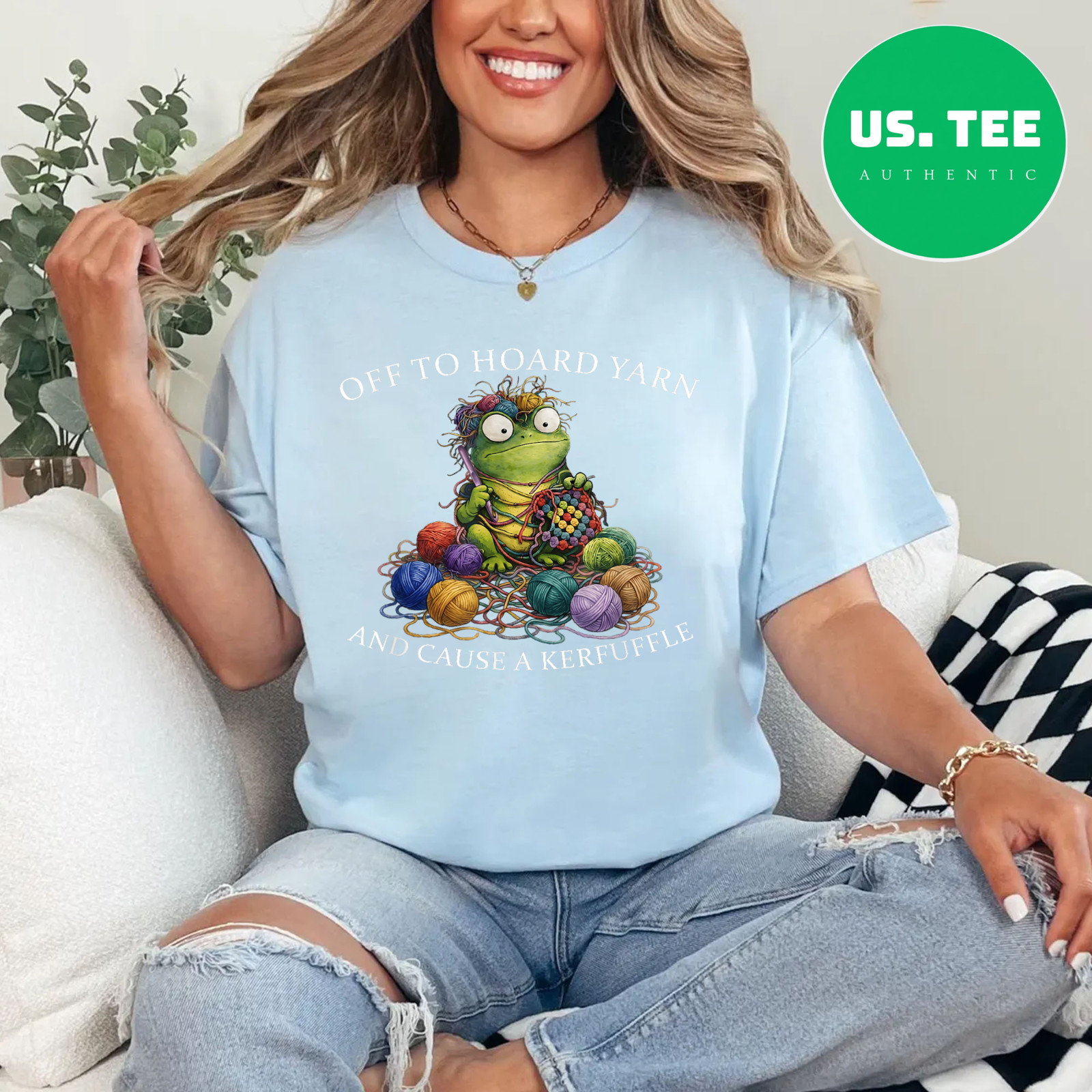 Off to Hoard Yarn Frog Knitting Crochet Knitter Yarn Lover T-Shirt gallery