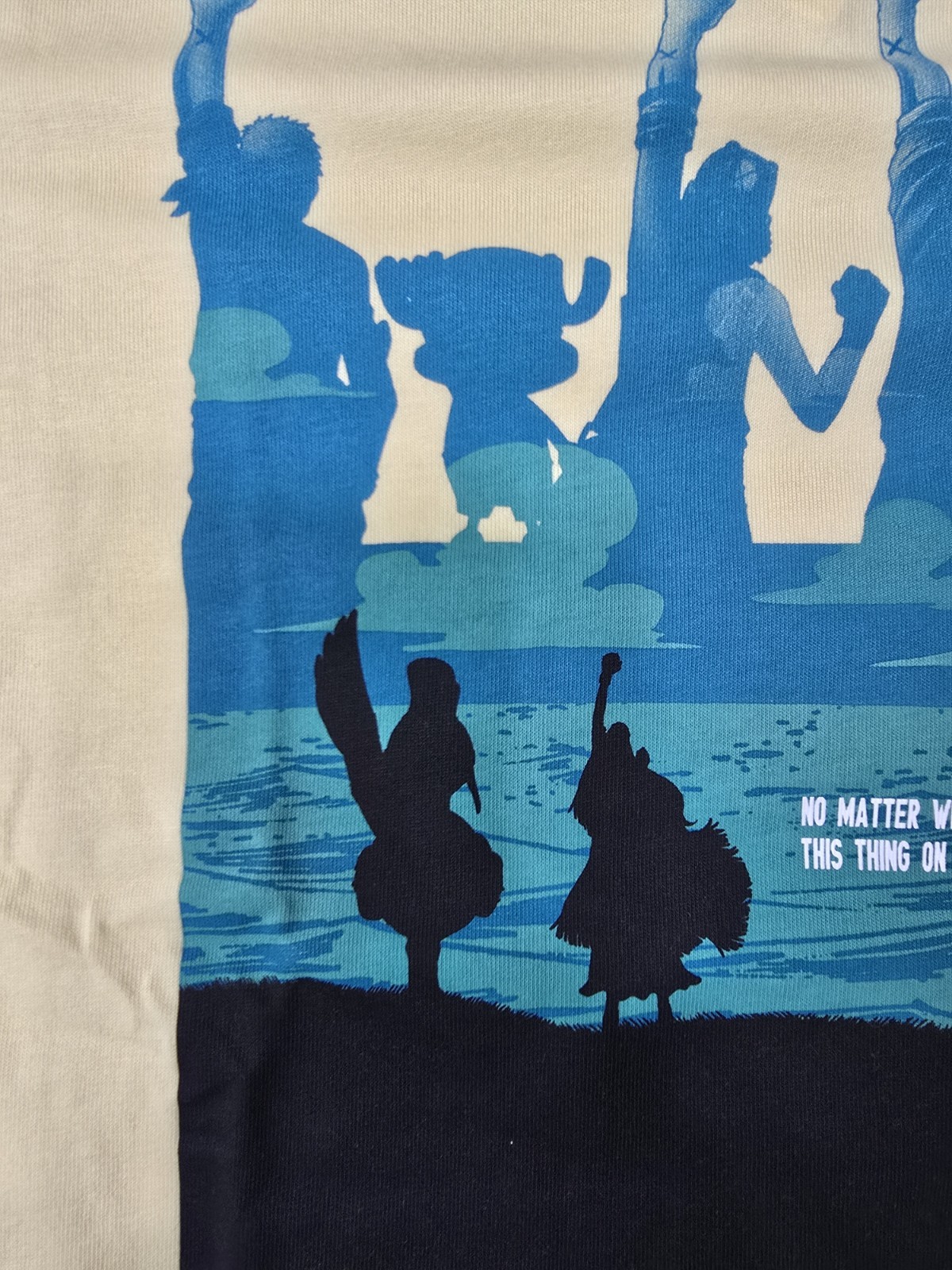 Uniqlo UT One Piece Crew Luffy Zoro Robin Chopper T Shirt Size L Anime Manga gallery