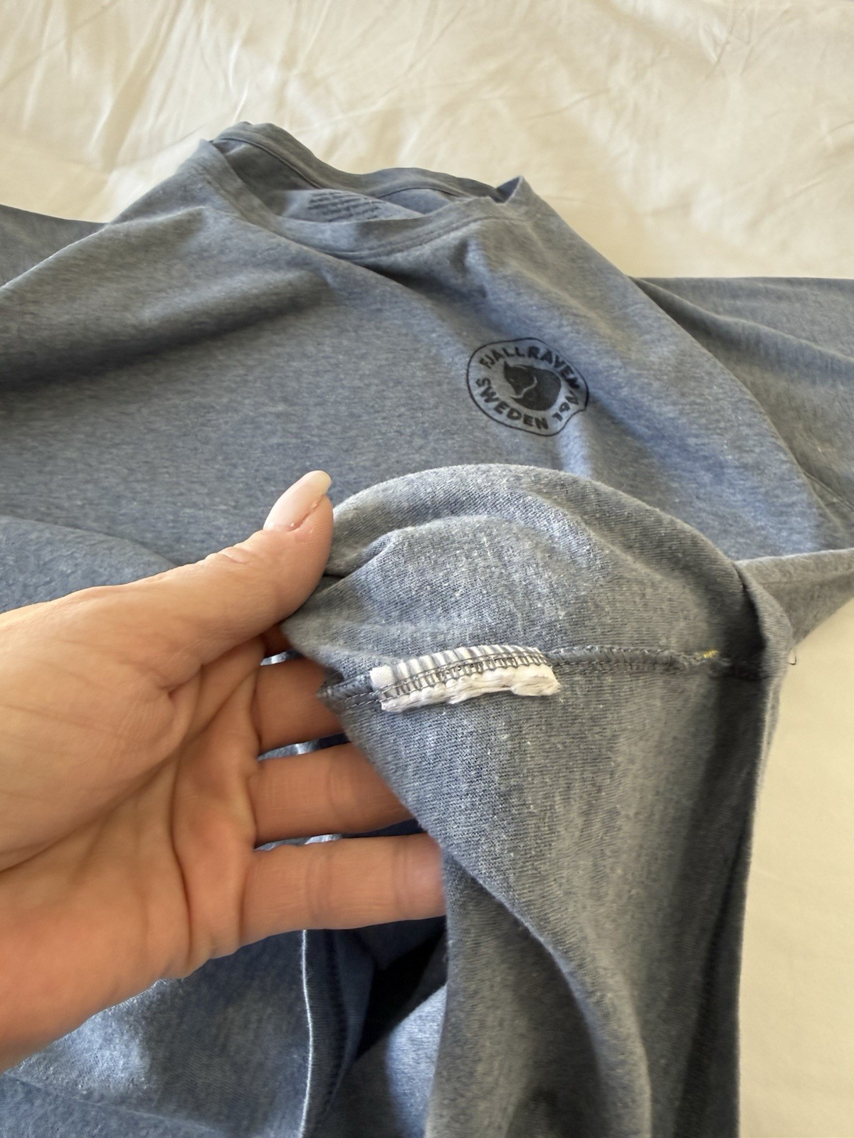 Fjallraven | Mens Large | 1960 Logo Crew Neck T-shirt Heather Gray Lightweight gallery