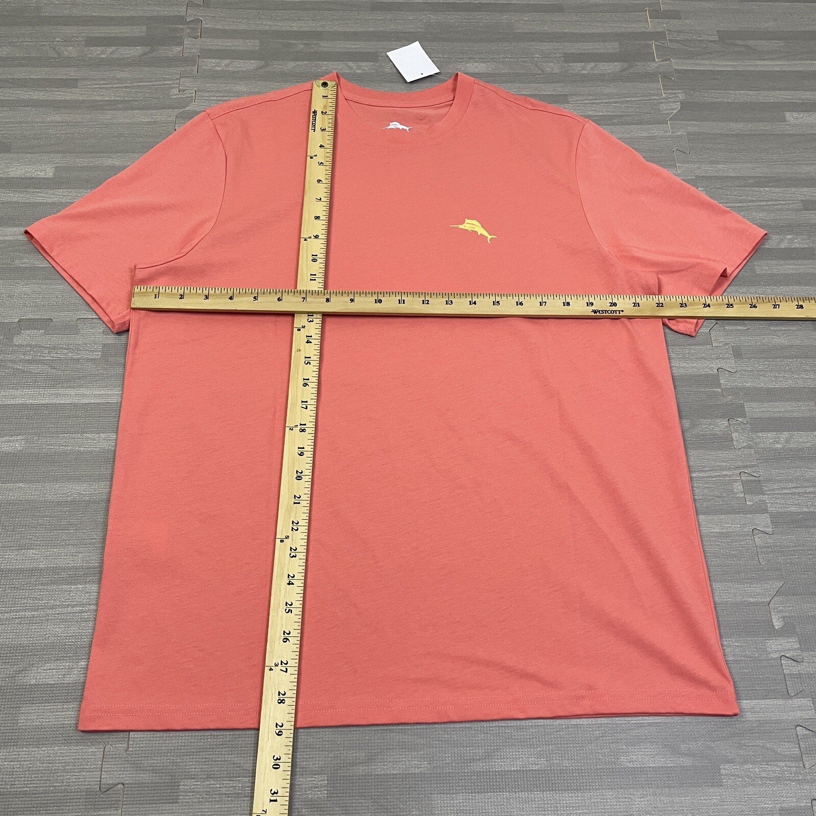 Tommy Bahama The Winning Catch Marlins Men Medium Coral T-Shirt Short Sleeve $54 gallery