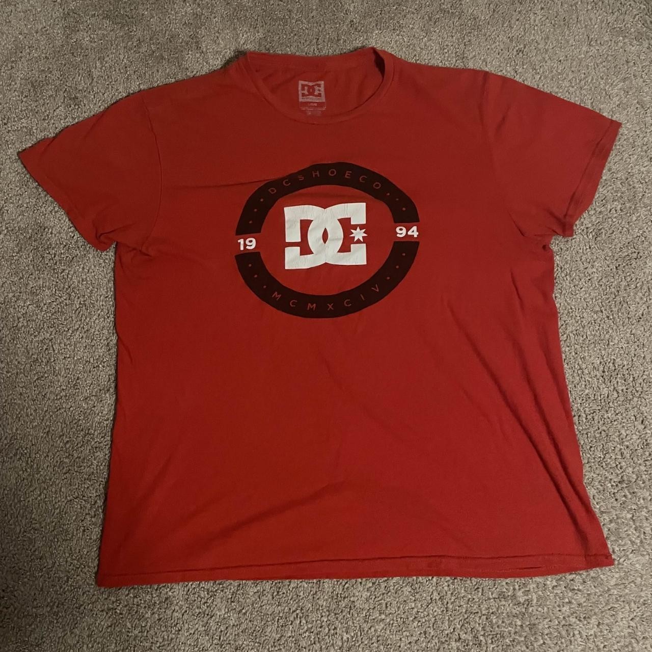 DC Shoes Men’s Red T-shirt