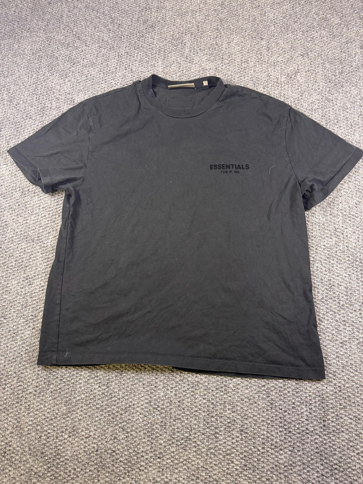 Fear Of God Essentials Shirt Mens Large Black Logo Graphic Front Back Tee gallery