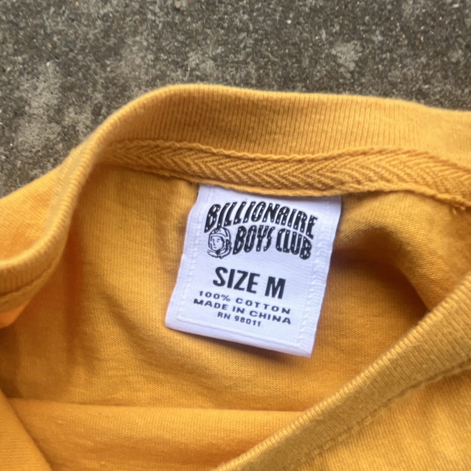 Billionaire Boys Club Men's M Yellow double stitch Graphic Crew Neck Tee Y2K gallery