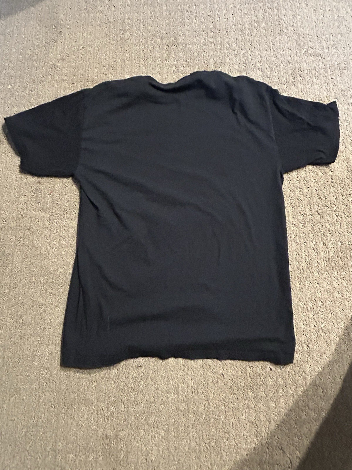 Vintage Arthur T-shirt Size Medium PBS Cartoon Hugs Not Drugs Y2K gallery