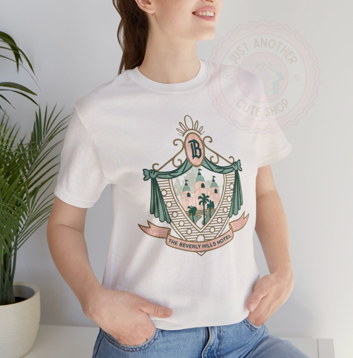 Vintage Beverly Hills Hotel T-Shirt ♡ Pink Palace Logo! California Retro Tee! gallery