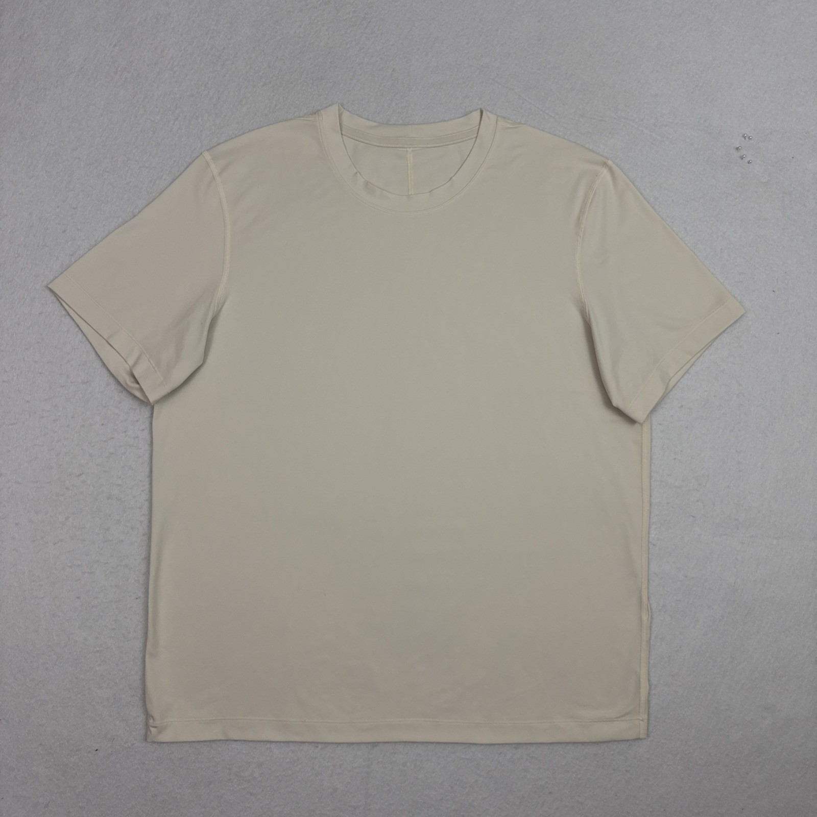 Lululemon Fundamental Tee Mens Large Bone Performance Gym Yoga Training Shirt