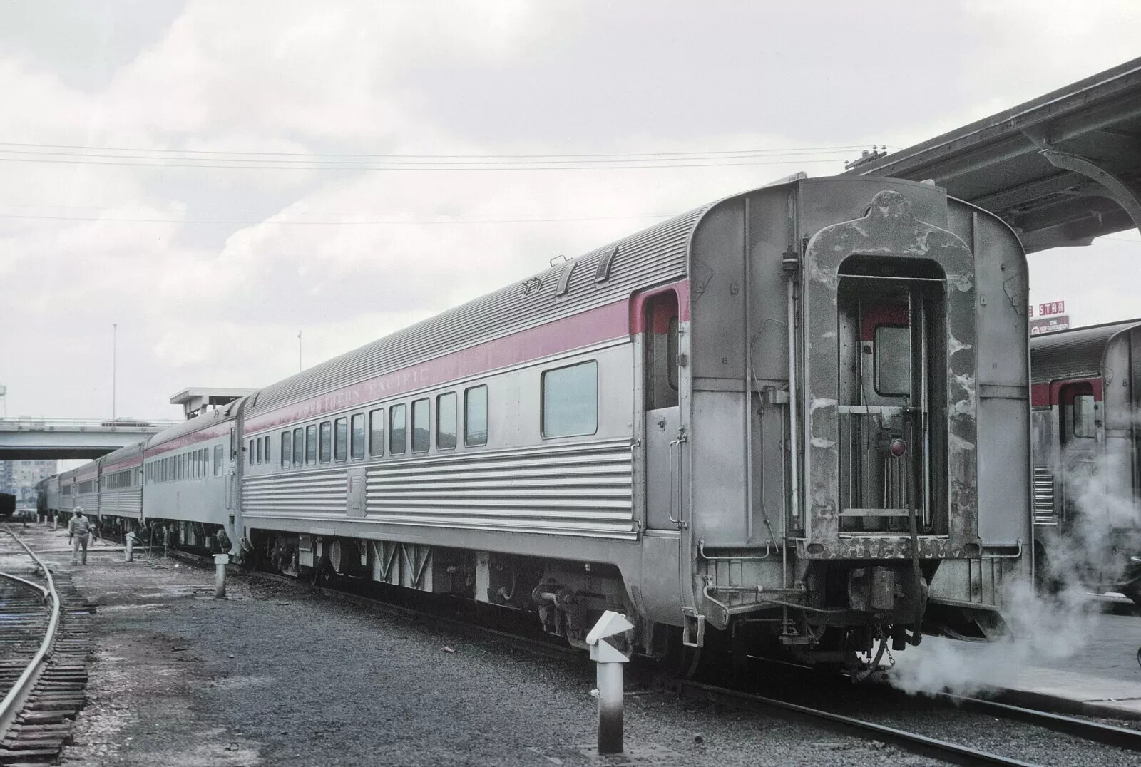 Southern Pacific E9A 6053 with Train 2, the Sunset, at Houston, TX 8 x 10 Photo