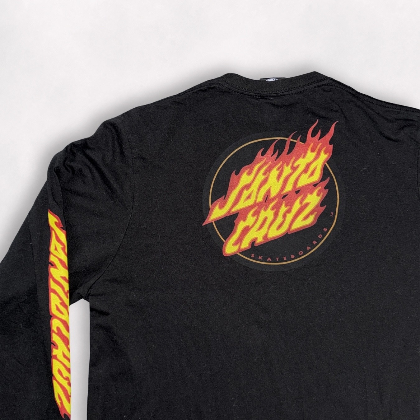 Santa Cruz Skateboards Long Sleeve T Shirt | Size L | Black | Fire Graphic 🔥 gallery