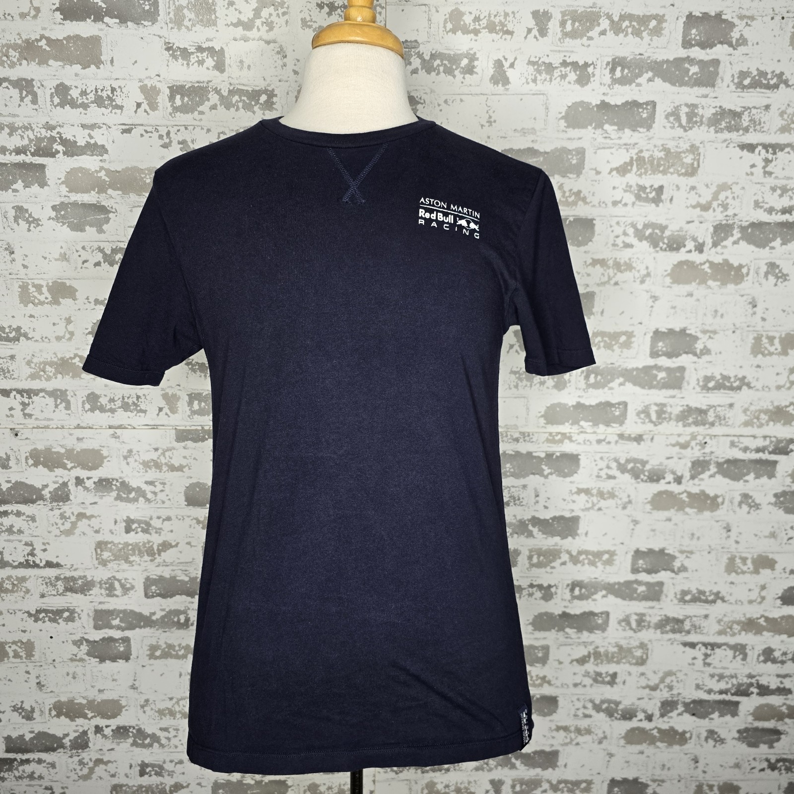 Aston Martin Red Bull Racing T Shirt Mens Small Two Tone Color Gives You Wings
