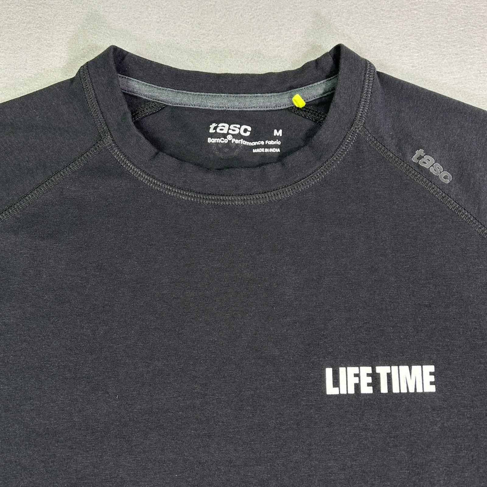 Tasc Performance Men's T-shirt Medium M Black Bamboo Short Sleeve Crew Bamco gallery