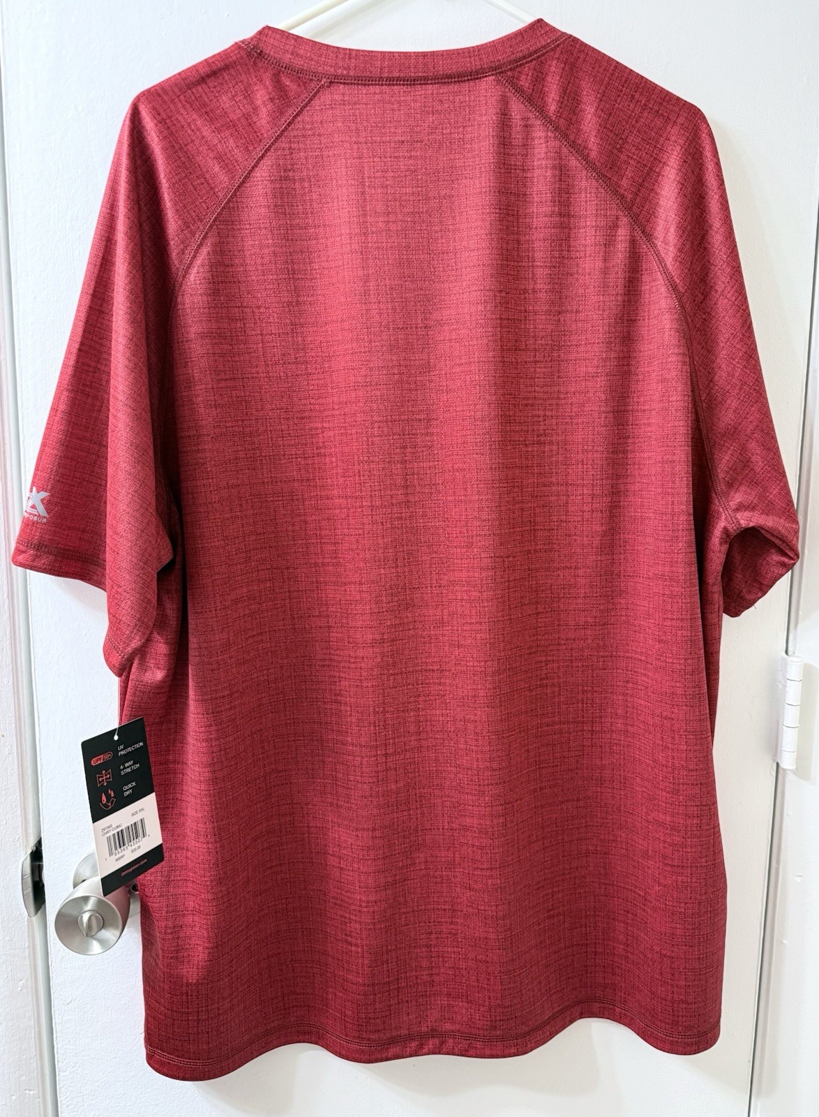 ZeroXposur Men’s XXL Rash Guard Tee UPF 50 Deep Red Quick Dry NWT gallery