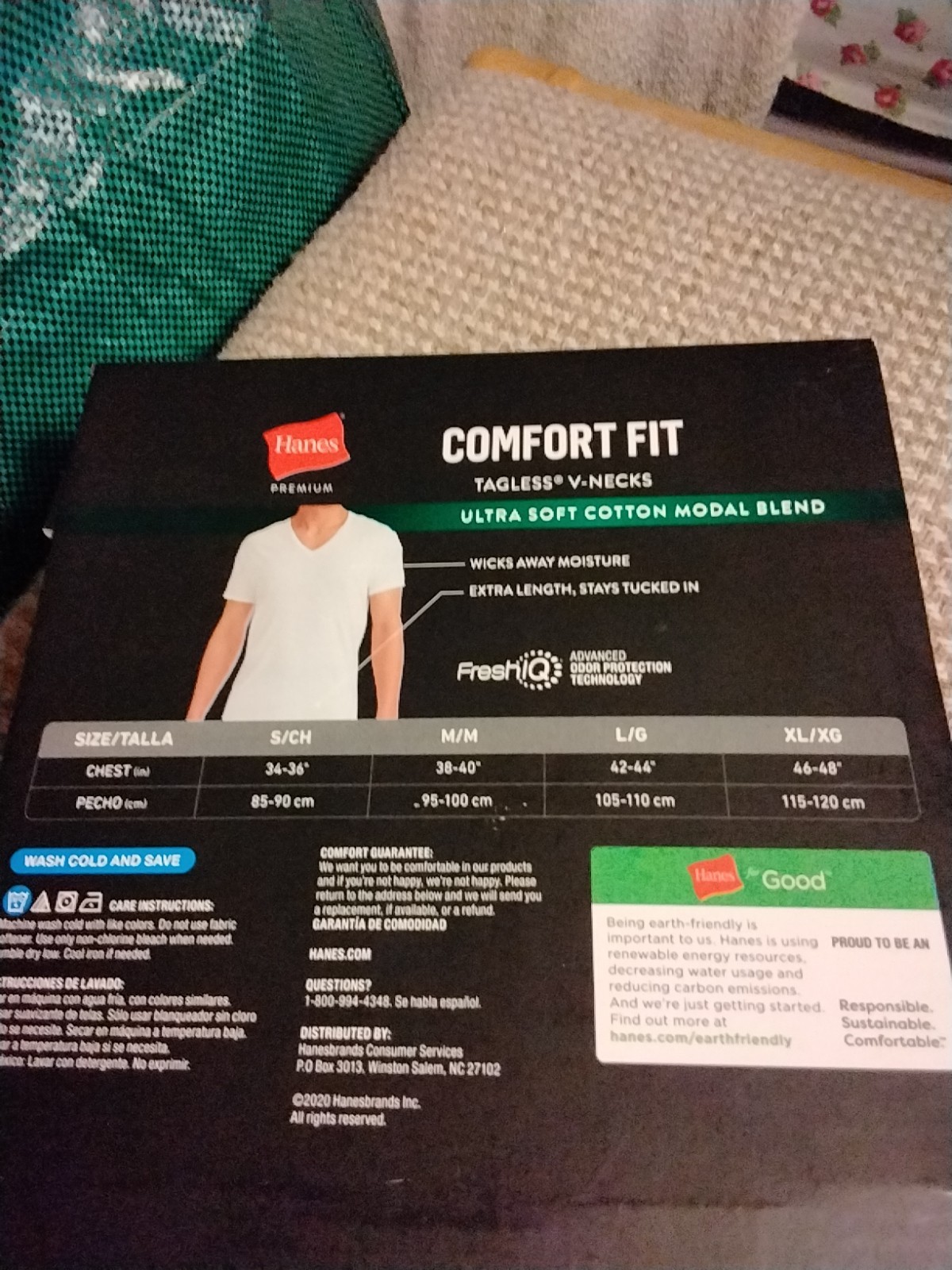 Hanes Men's V neck T-shirt 3 pack White MENS SIZE SMALL COMFORT FIT NWT gallery