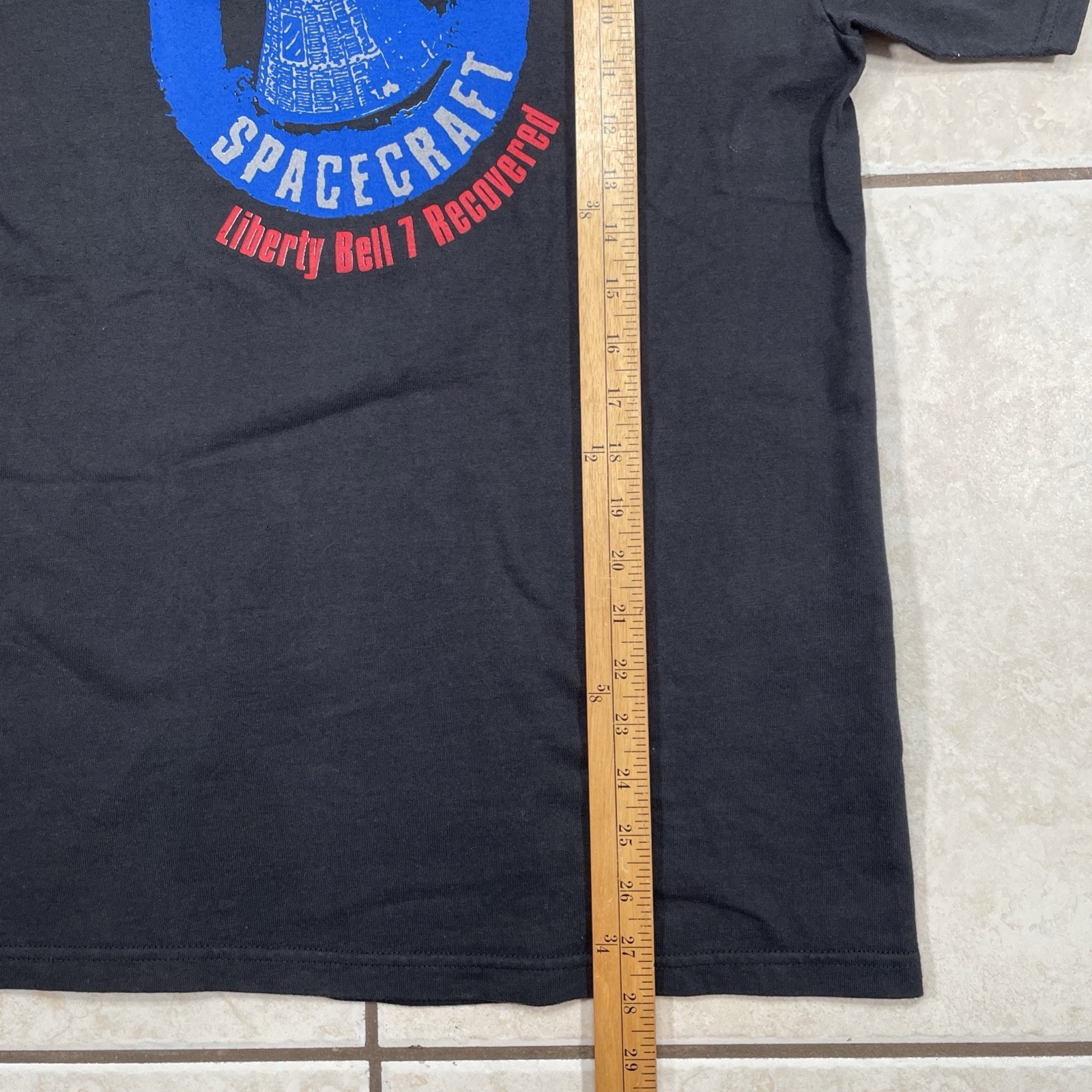 The Lost Spacecraft Discovery Channel T Shirt Liberty Bell 7 Hanes Med Vintage gallery
