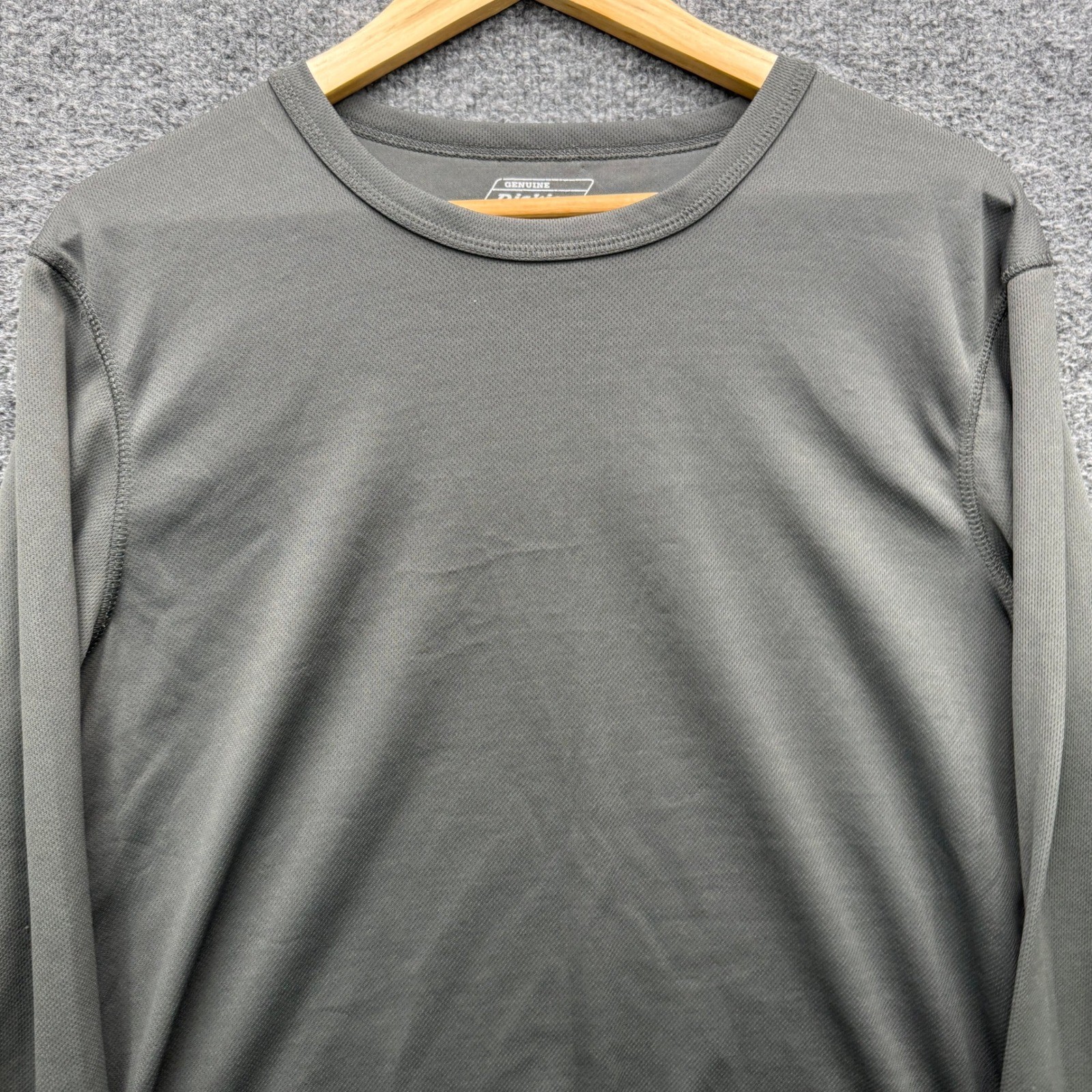 Genuine Dickies T-Shirt Mens M Charcoal Long Sleeve Moisture Wicking Athletic gallery