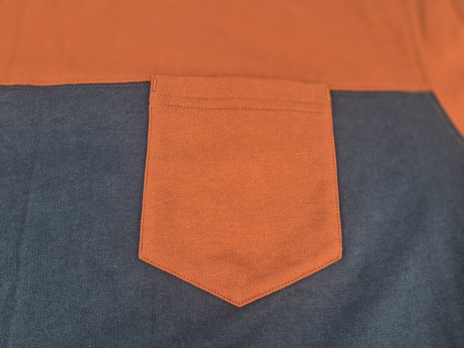 Orvis Midweight T-shirt Men Sz XXL Dark Navy/Peach Long Sleeves Cotton Pocket gallery