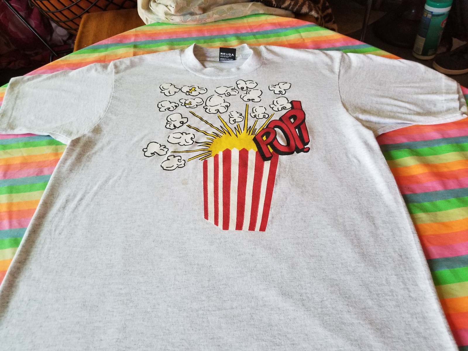 POPCORN COOL 80S TEE SHIRT OP ART TEE SCREEN STARS TAG KILLER LARGE gallery