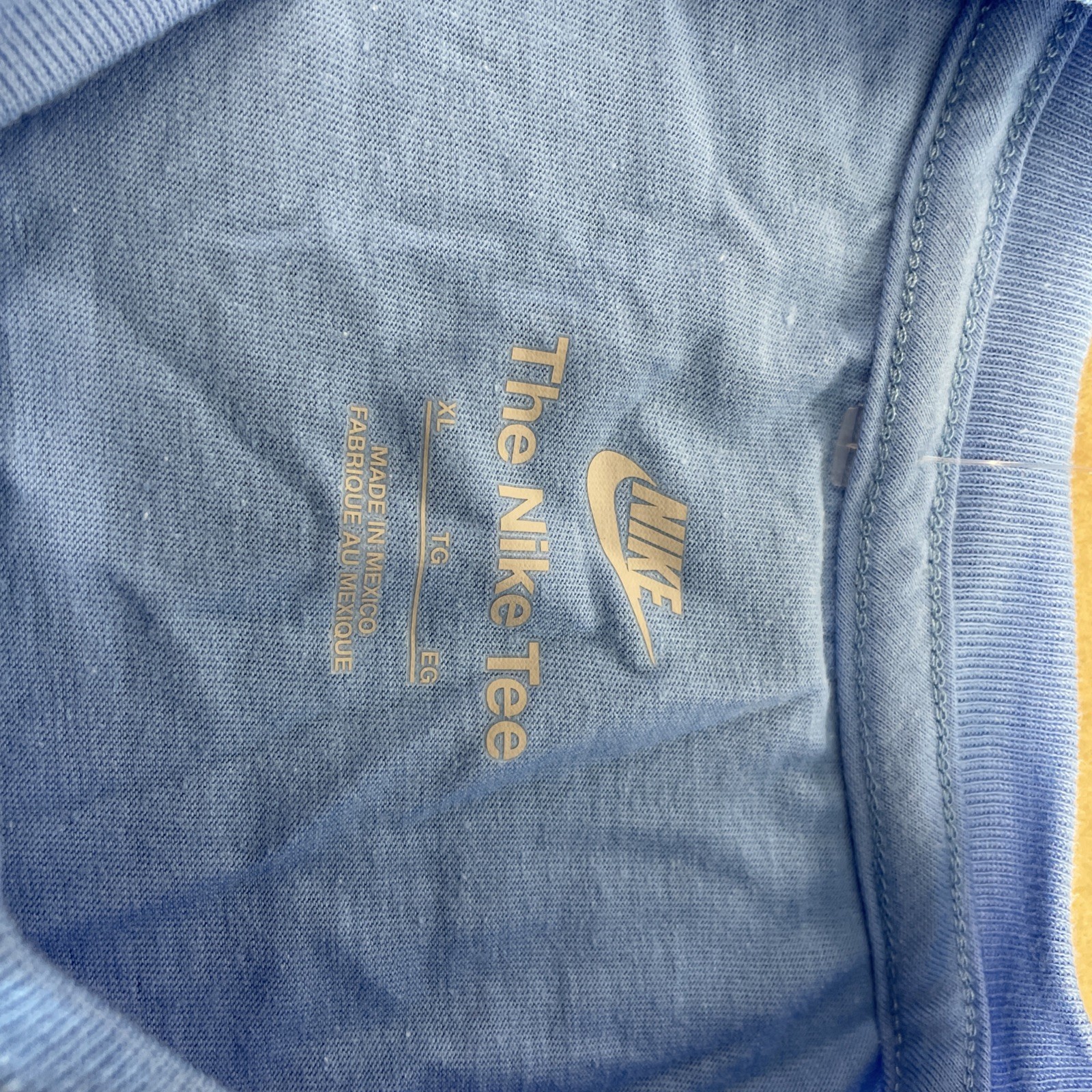 Nike The Nike Tee Men’s X-Large Blue Embroidered Swoosh T-Shirt NWT BV0507-416 gallery