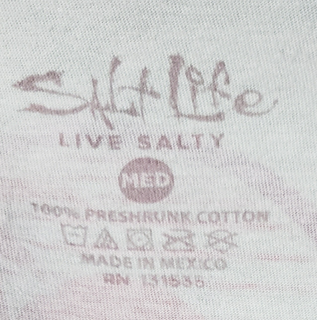 Salt Life Sea World Est 2003 Graphic Pastel Green T-shirt Size Medium Beach gallery