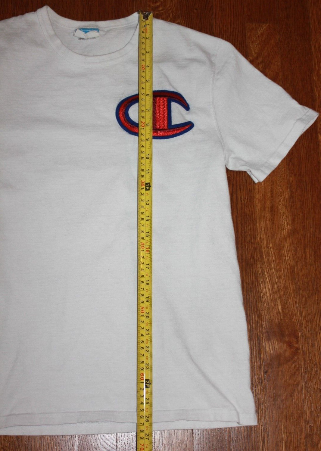 VINTAGE Champion Men T-Shirt White Logo Embroidered Short Sleeve Crew Neck Y2K M gallery