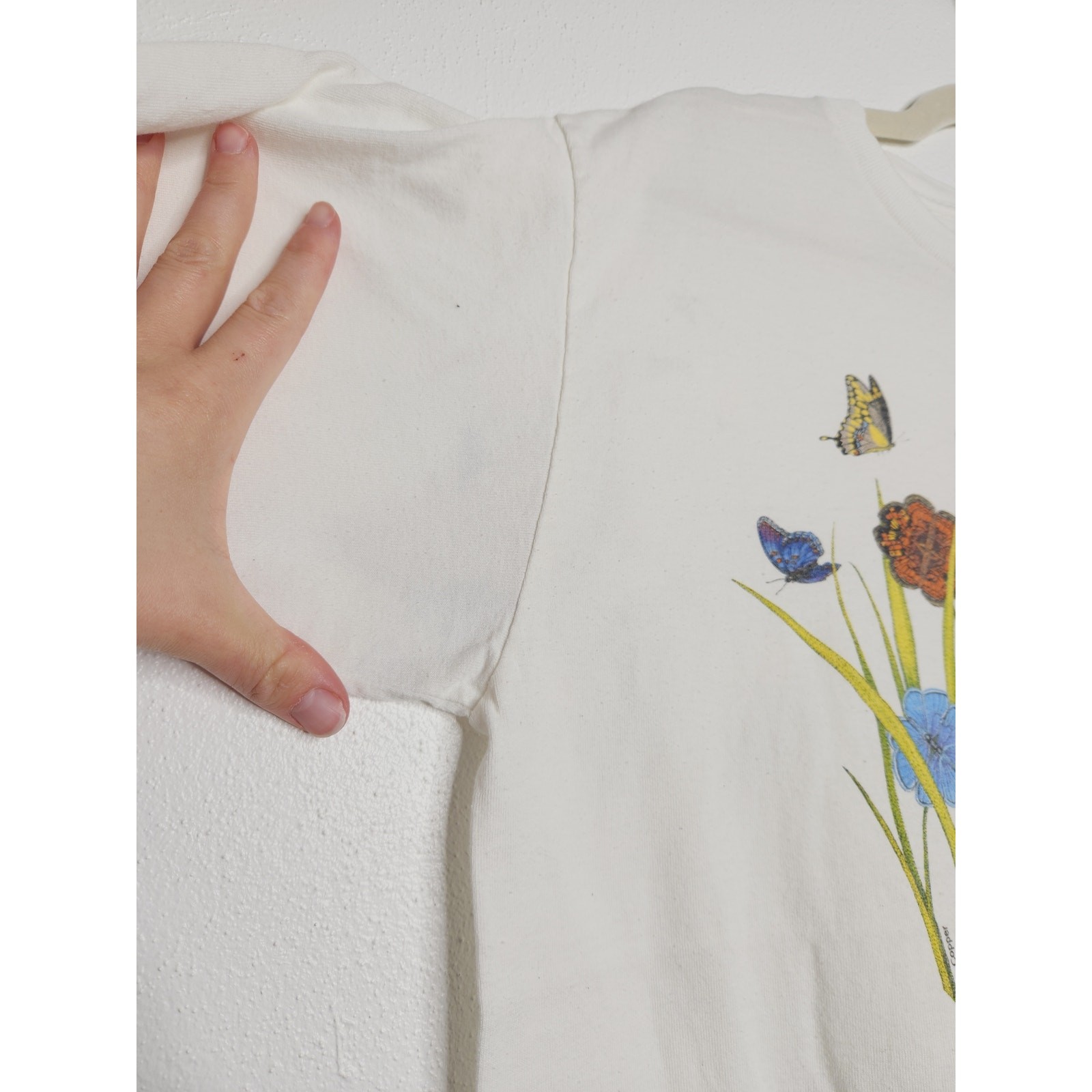 Vintage Butterfly Nature Art Flowers Garden 90s Organic Cotton Medium gallery