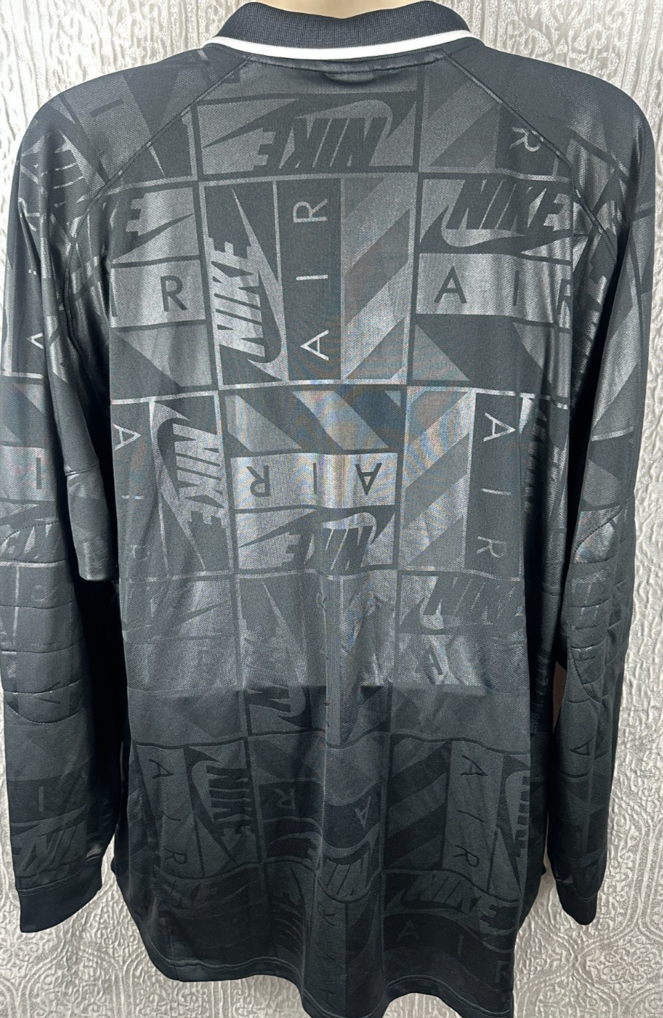 Nike Air Sportswear Men's Size XXL Black/White Long-Sleeved Jersey $80 NWT gallery