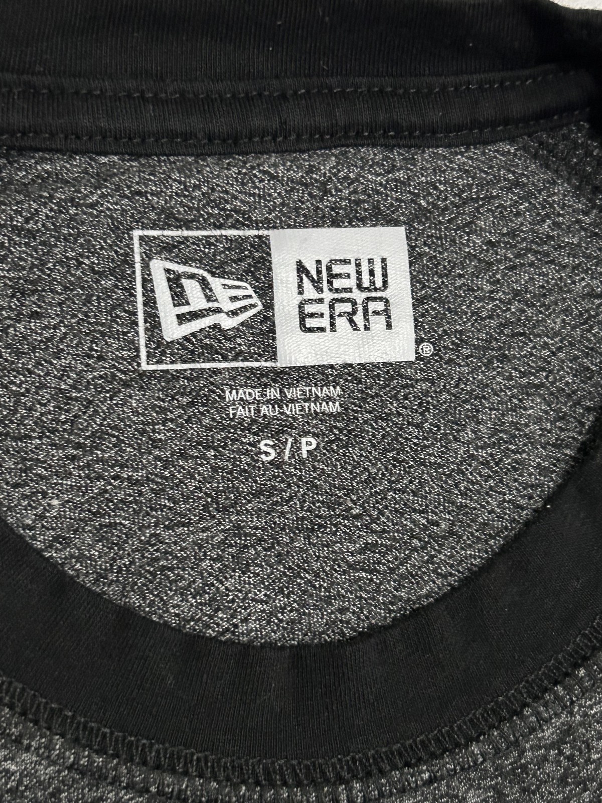Night Moves T-Shirt Heather Gray Black Raglan Sleeve Graphic Tee New Era Sz S/P gallery