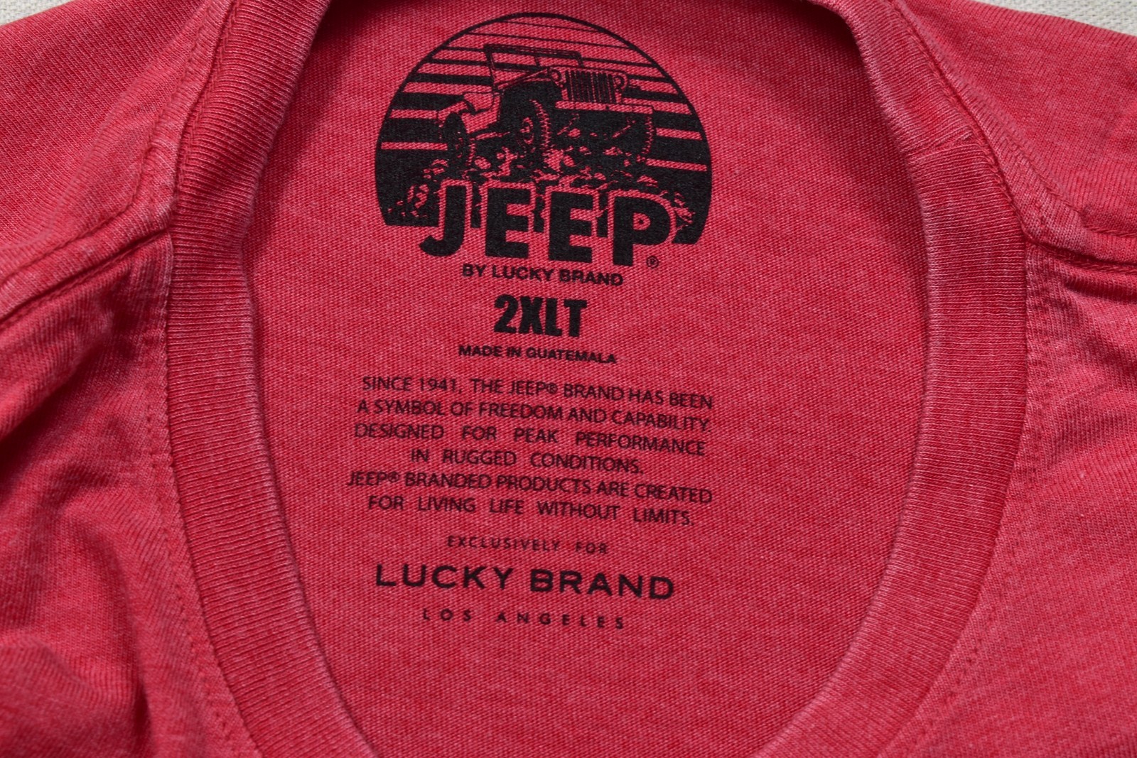 Lucky Brand Men's Jeep Red Short Sleeve Polyester Crew Neck Size 2XLT NEW gallery