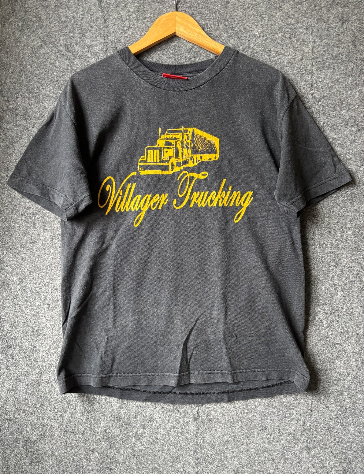 Villager Clothing Trucking Mens Medium T-Shirt Top Graphic Print Logo Black Grey gallery