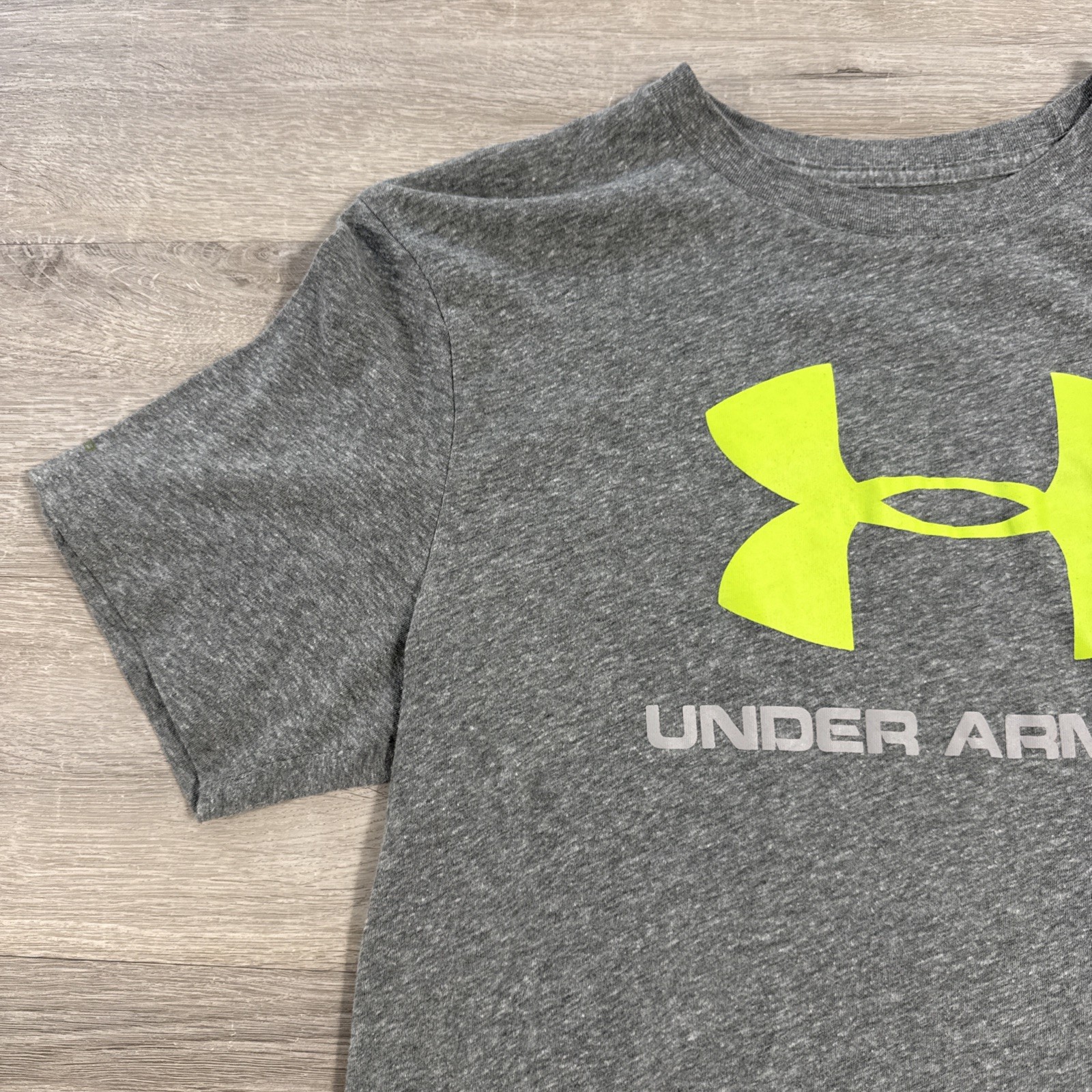 Under Armour Shirt Men's Gray HeatGear Logo Athletic Tee Medium gallery
