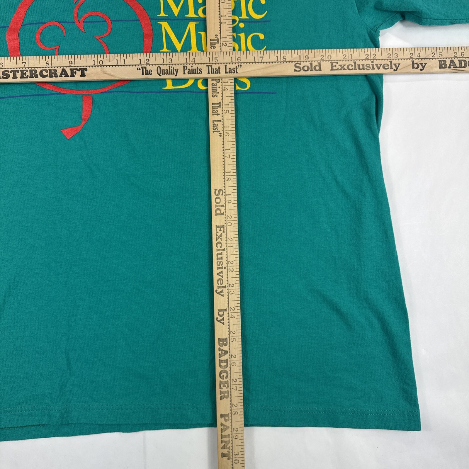 Disney Designs Magic Music Days T-Shirt Green Crewneck OSFA Y2K 90s Made in USA gallery