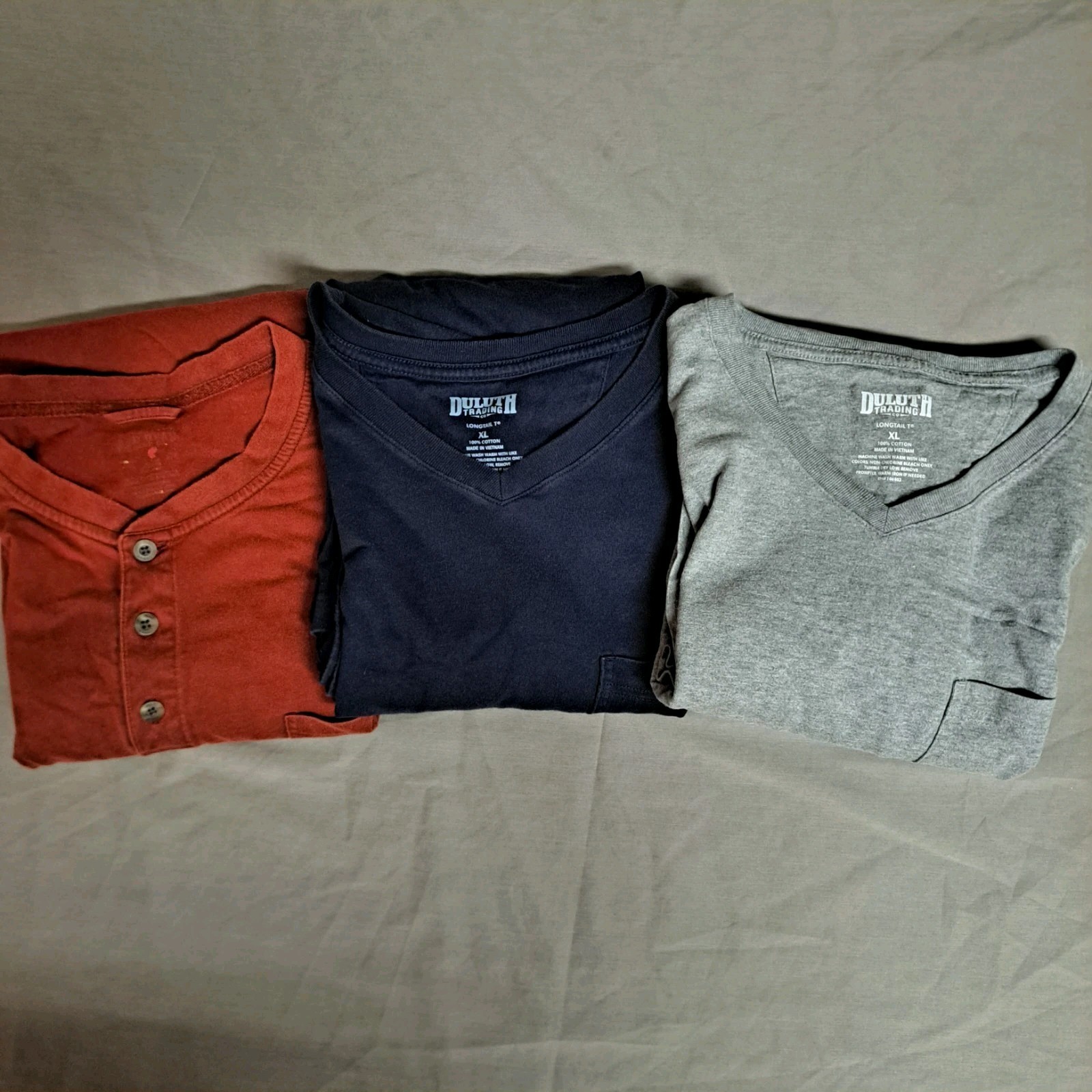 3 Shirt Lot-Duluth Mens Short Sleeve Cotton Crew Neck Redhead Henley Shirt Pockt