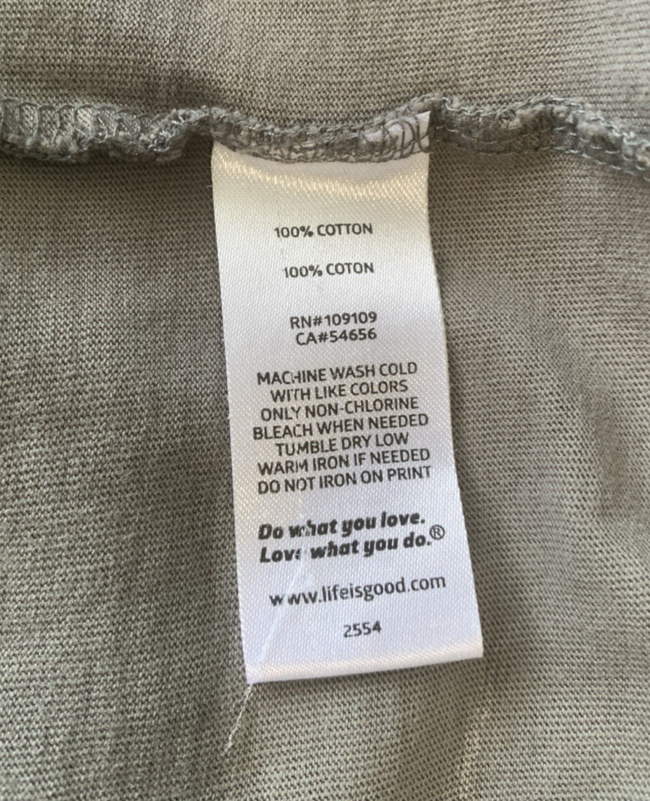 Life Is Good Crusher Tee Mens XXXL Gray Camo Short Sleeve Fish More Worry Less gallery