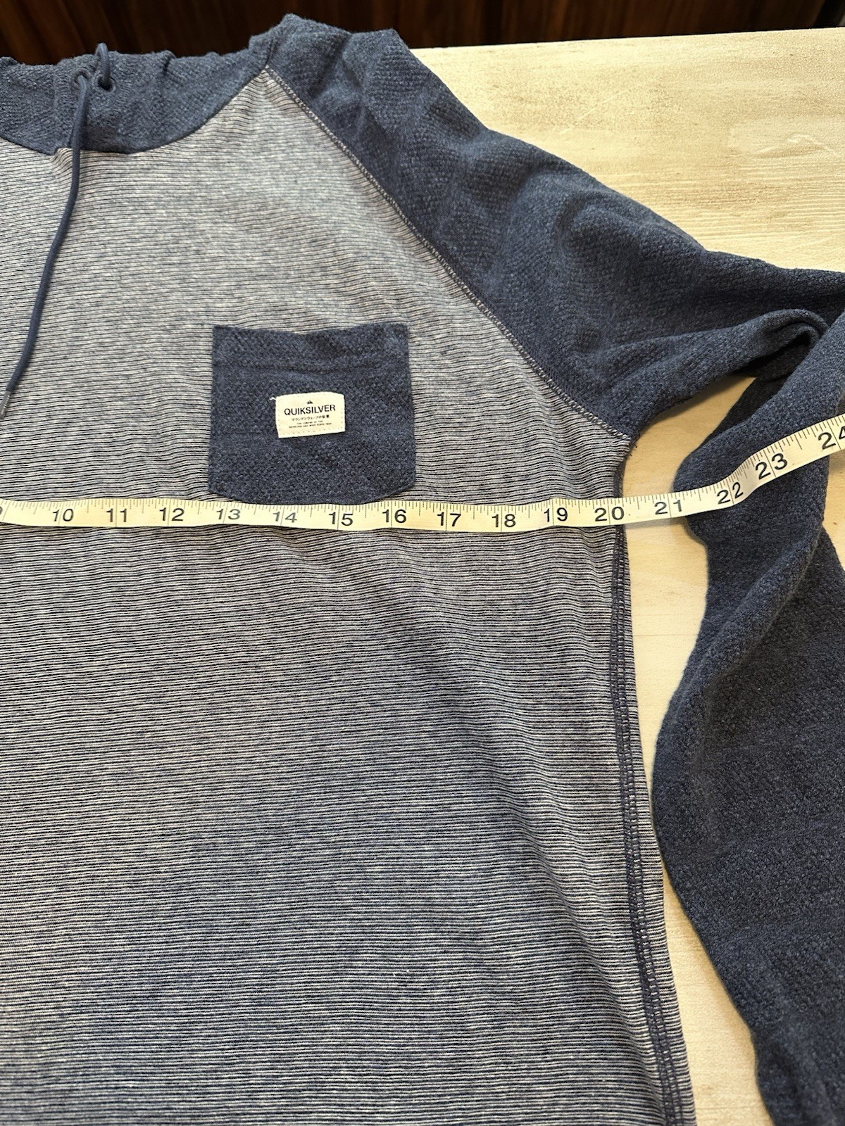 Quicksliver Michi Hoodie Mens Large Blue Heater Pullover tshirt Surf Skate gallery