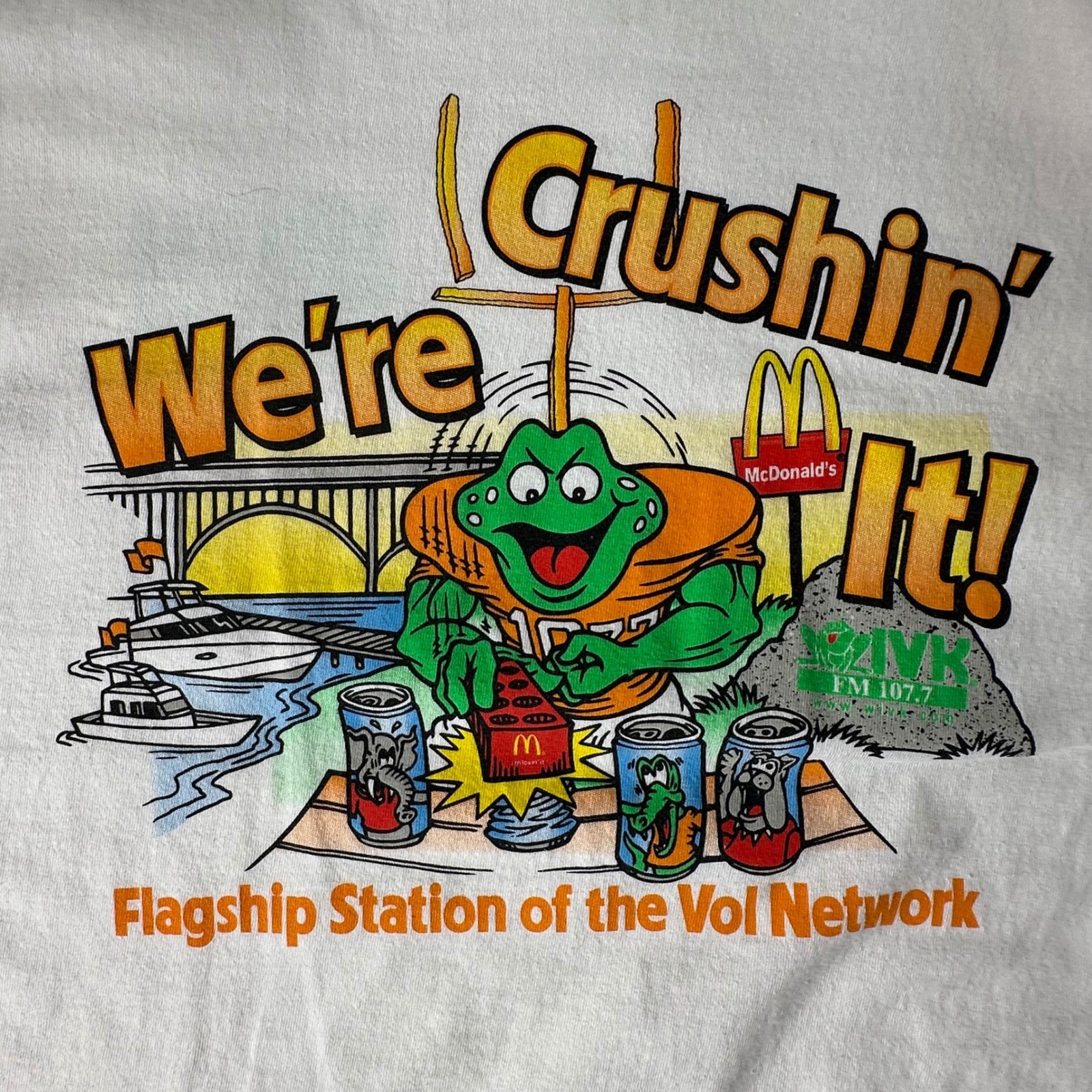 Vtg WIVK 107.7 TN Vols Network Promo Shirt Crushin It Frog Football Gildan Sz L gallery