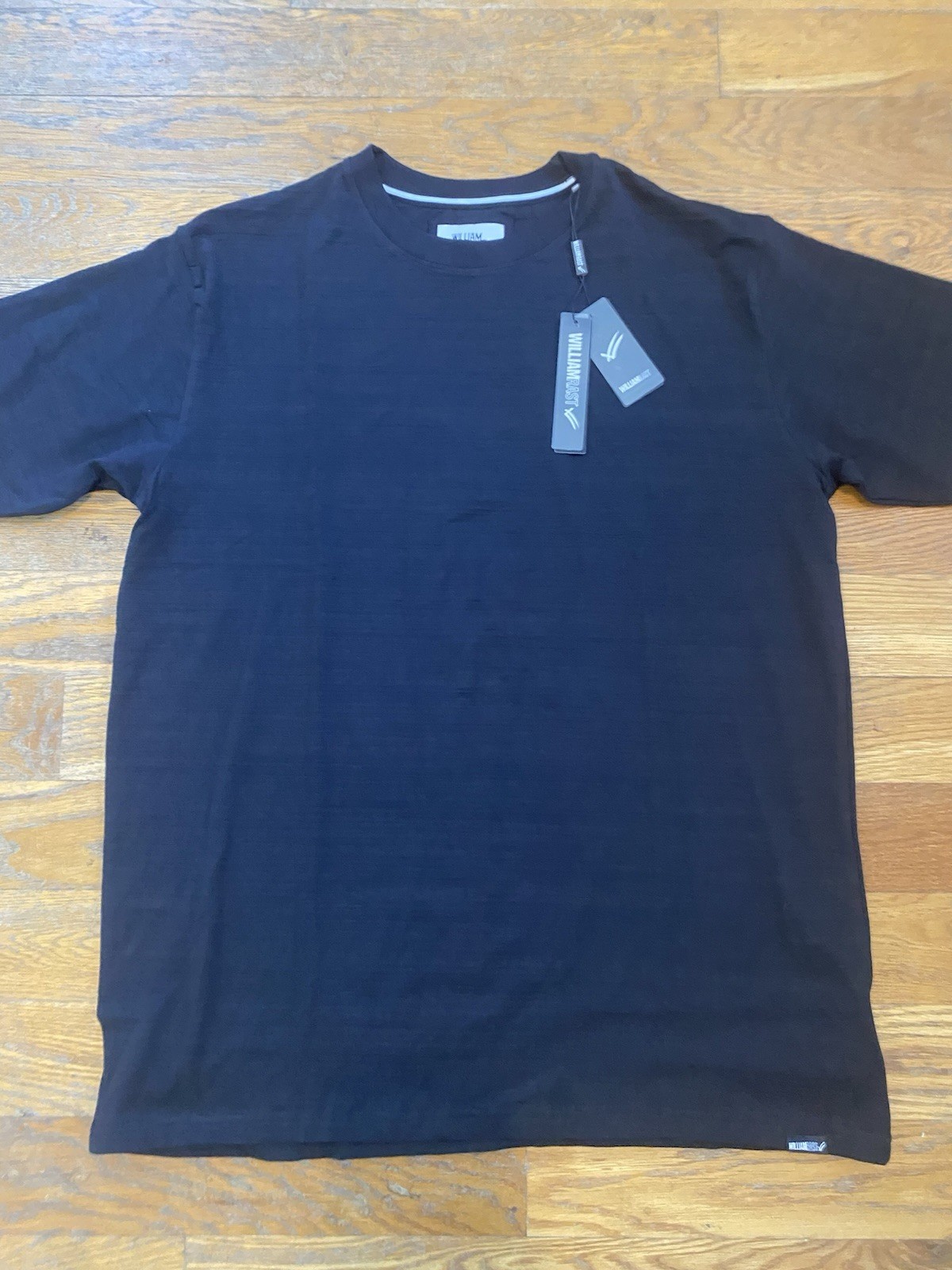 William Rast men’s Large T-shirt short sleeve textured fabric gallery