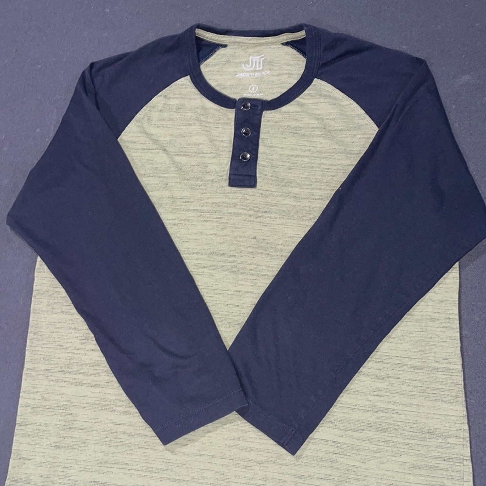 JT Jack Threads men's 3/4 length sleeve size Small. gallery