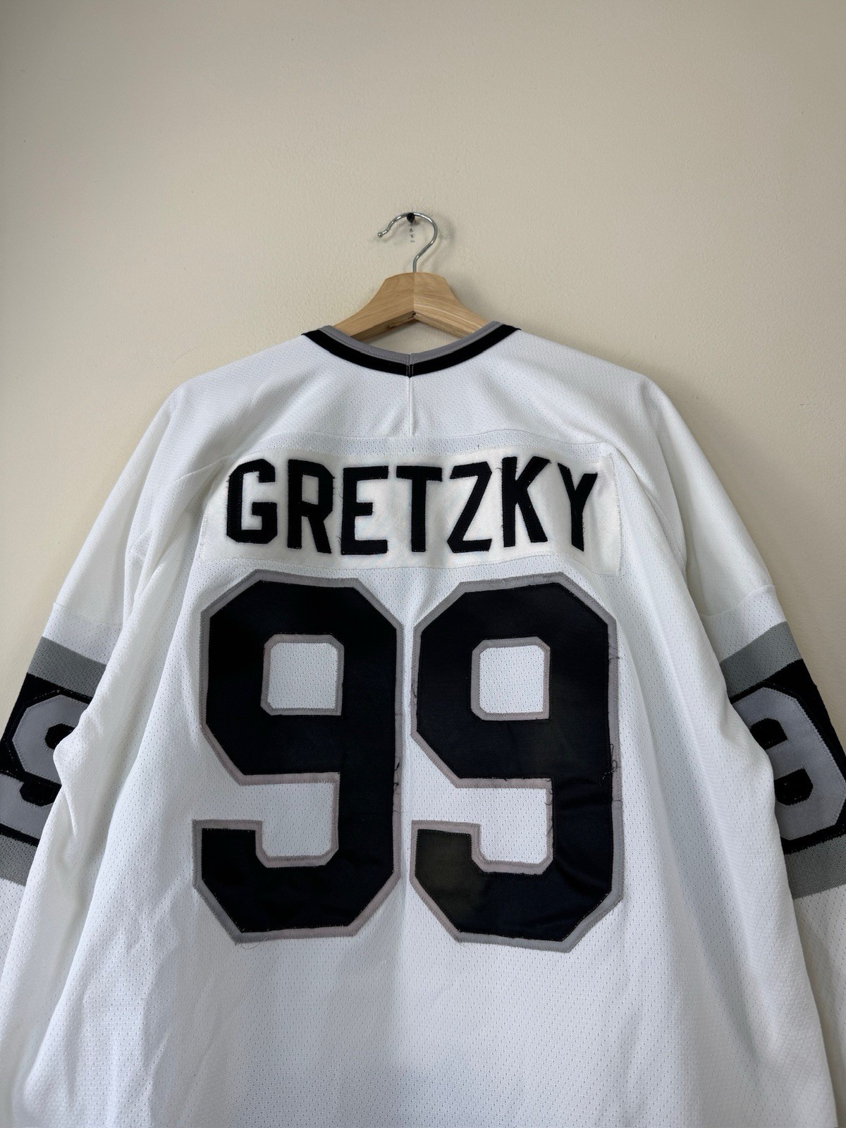 CCM 90’s NHL Gretzky LA Kings Long Sleeve Jersey - XL gallery
