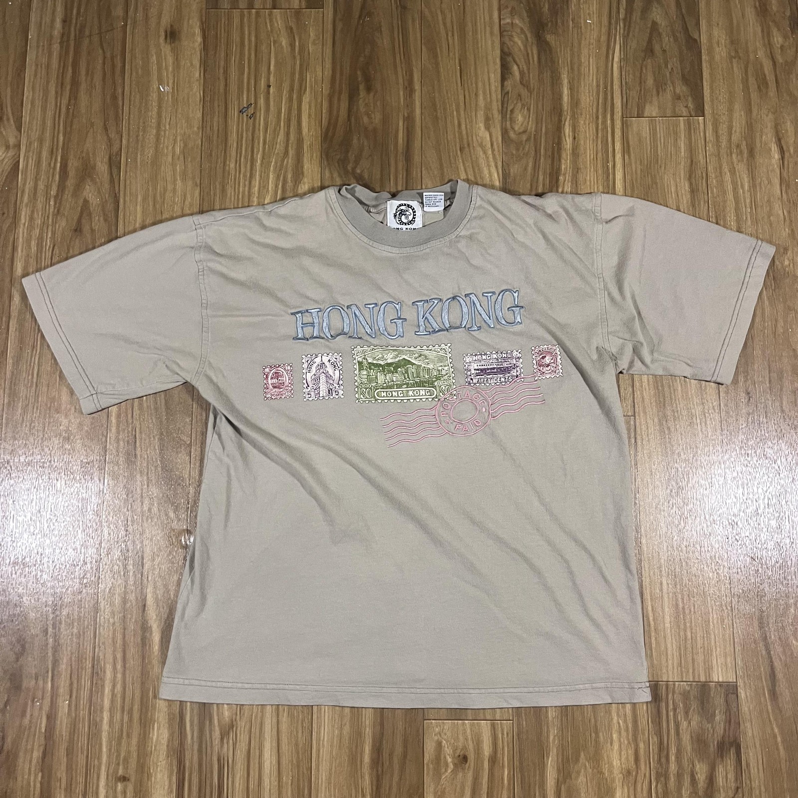 Vintage Hong Kong Shirt Mens XL Beige Embroidered Stamp Graphic Tourist Tee 90s