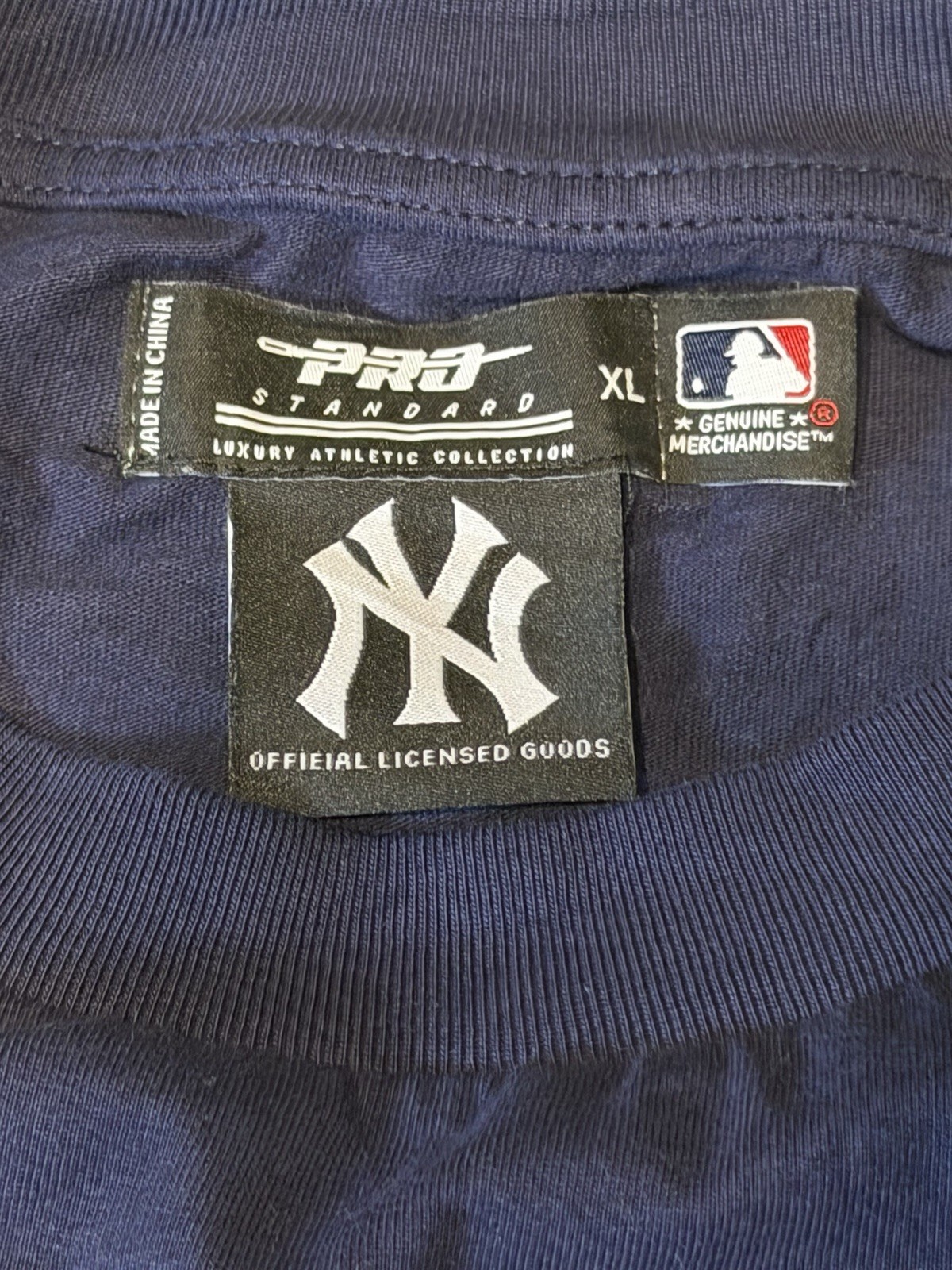 Pro Standard New York Yankees MLB T-Shirt Men’s XL Navy Blue Embroidered Logo gallery