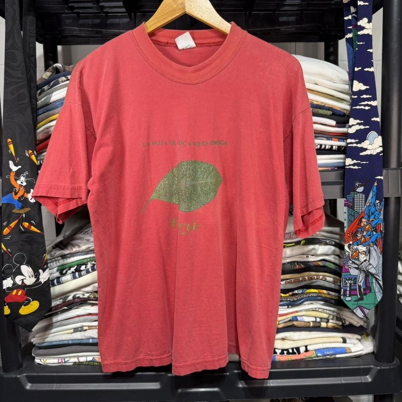 Vintage Peru Coca Leaf “No Es Droga” Men’s Red T-Shirt Size L 90s Distressed