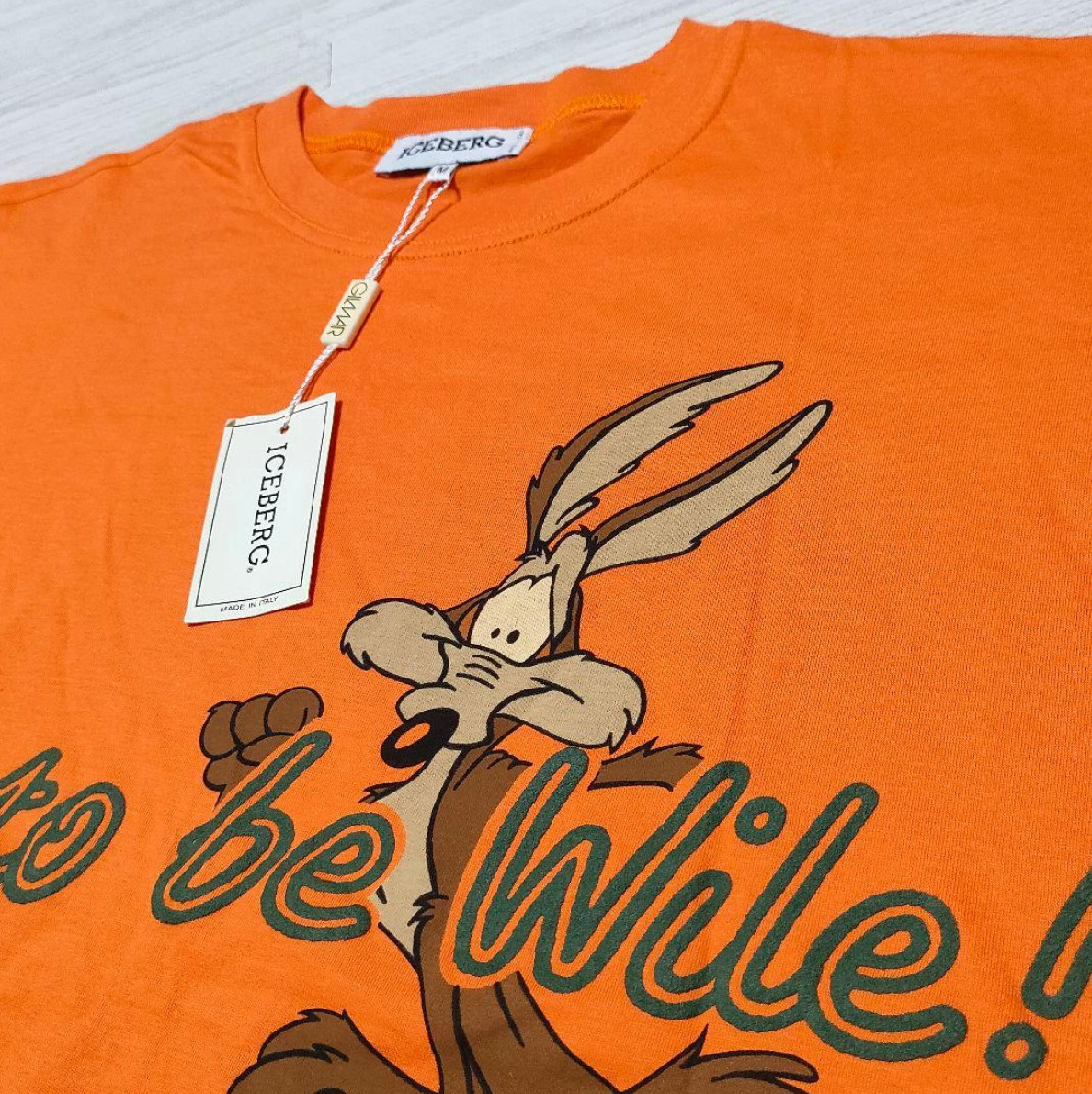 Vintage Iceberg Wile E. Coyote Orange Cotton T-Shirt Men's M Unused with Tag gallery